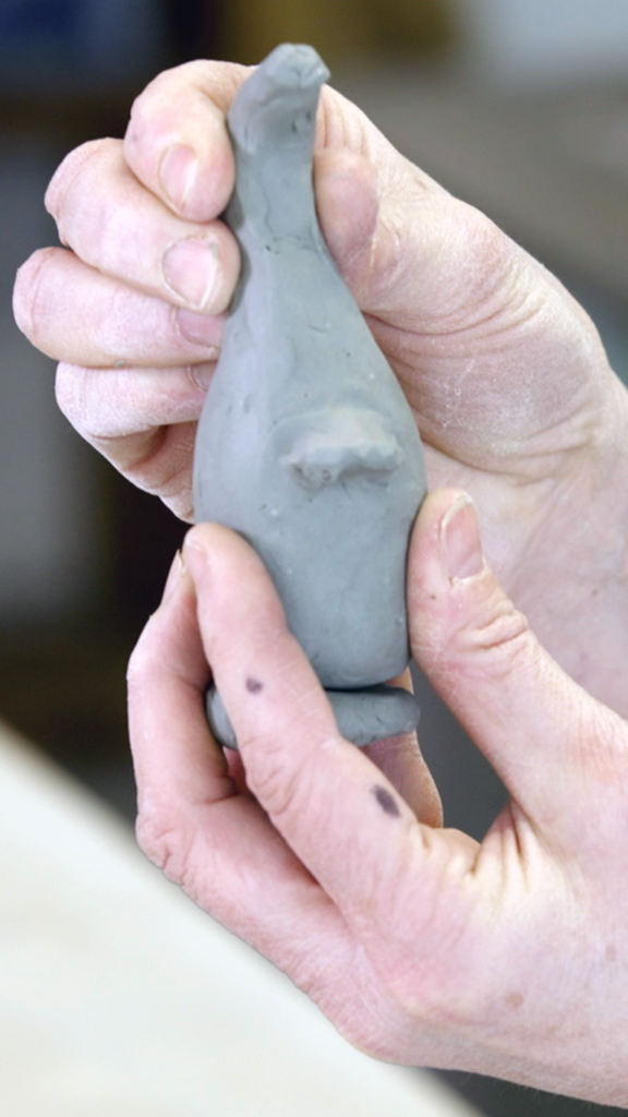 beeldhouwen in keramiek,beeldhouwen keramiek,keramiek beeldhouwen,klei beeld maken,klei beeld,klei beeldjes maken,keramiek beelden maken,beeldhouwen voor beginners,beeld boetseren,beelden boetseren,beeldhouwen met klei,beelden boetseren in klei